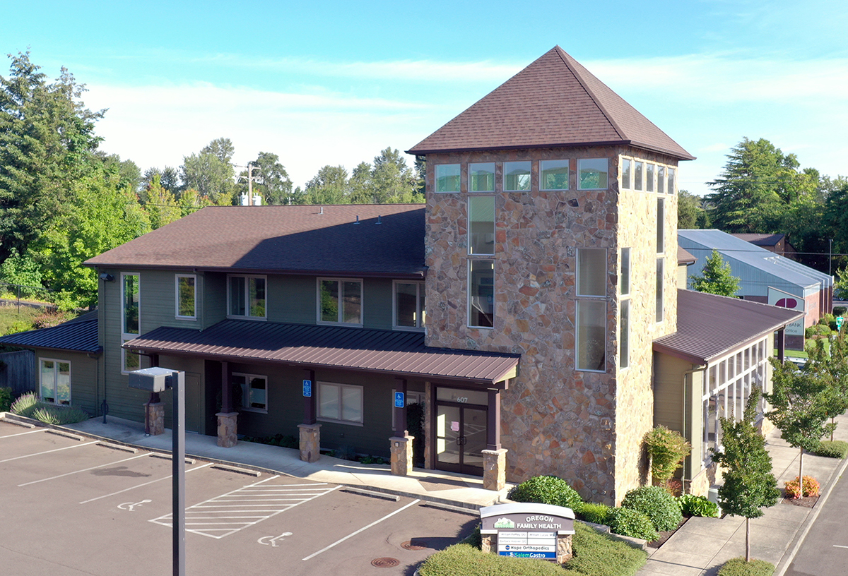Photo of Oregon Family Health building in Dallas, Oregon